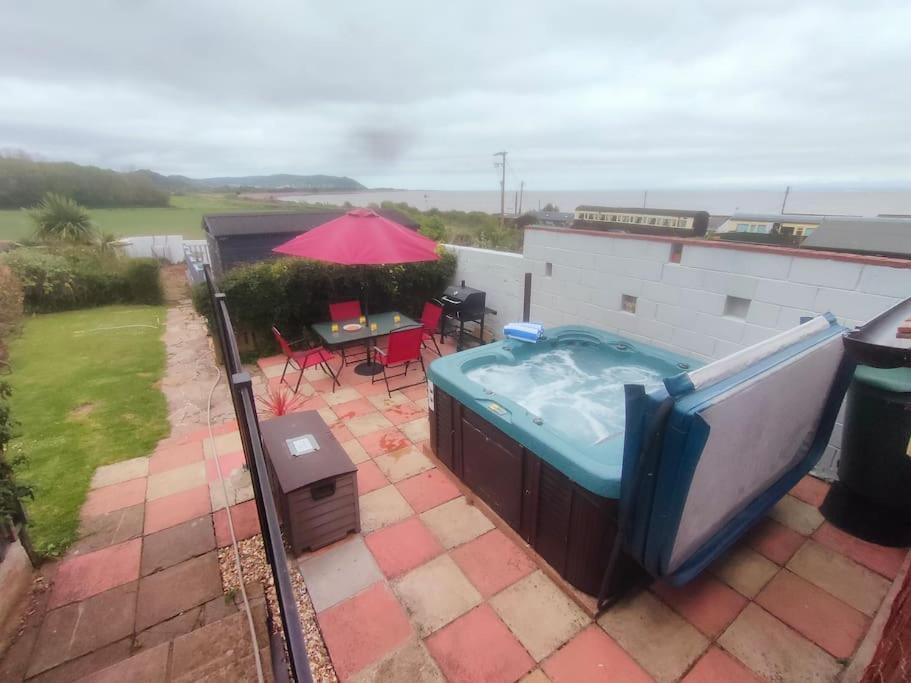 Blue Anchor House - Seaview, Hot Tub Apartments Екстер'єр фото